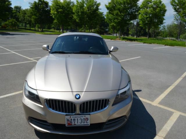 Bmw z4 sdrive35i convertible 2-door