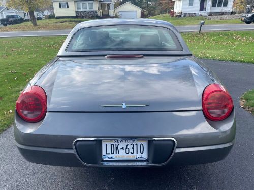 2003 ford thunderbird