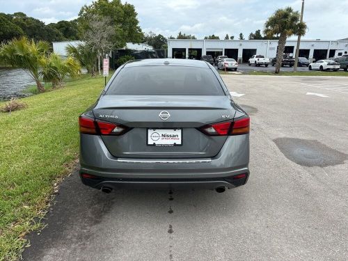 2021 nissan altima 2.5 sv