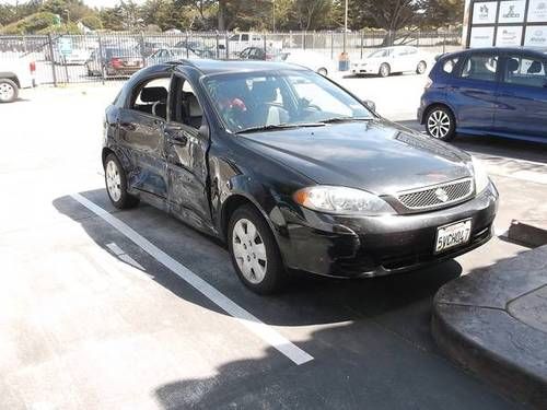 2006 suzuki reno convenience hatchback 5-door 2.0l