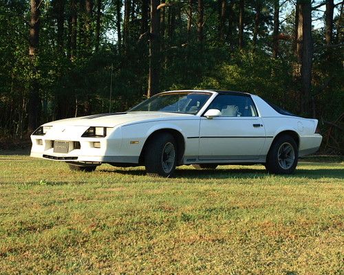 Z28 5.0l cross-fire injection cowl induction.