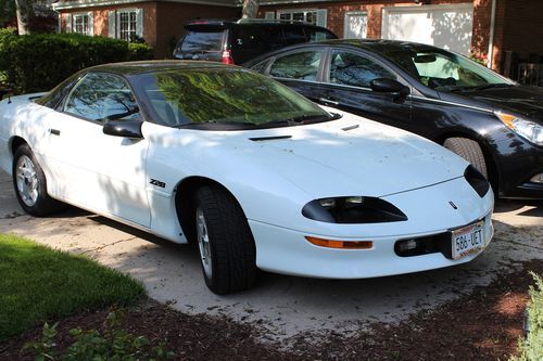 1994 chevy camaro z28 5.7 v8 6 speed stick 44m orig miles mint one owner white