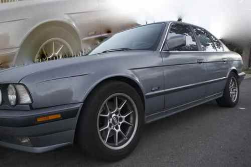 1992 bmw 525i base sedan 4-door 2.5l