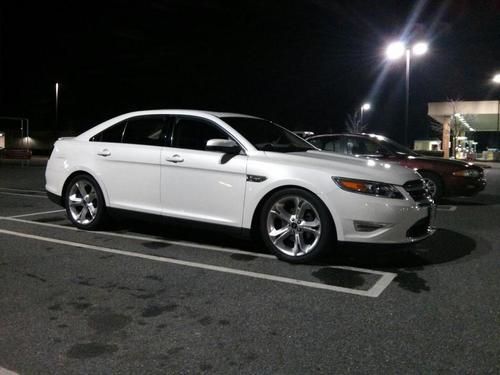 2011 ford taurus sho sedan 4-door 3.5l