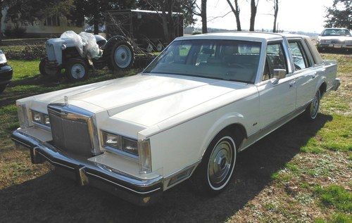 1984 lincoln town  car 44k original miles