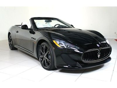 New! 2013 maserati gran turismo mc convertible, nero/bianco