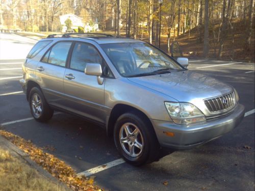 2001 lexus rx300 sport utility 4-door 3.0l navigation awd  low miles  no reserve