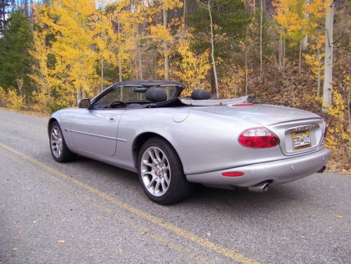 2002 jaguar supercharged xkr convertible 2-door 4.0l