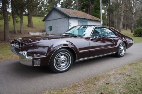 1966 oldsmobile toronado clean driver new paint 425