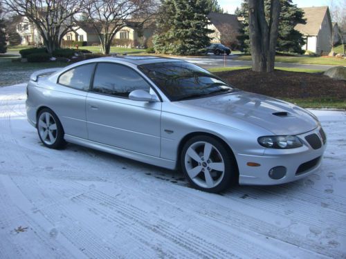 2006 pontiac gto base coupe 2-door 6.0l