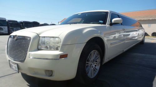 2008 chrysler 300 limousine 140&#034; ***excellent condition****