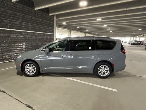 2021 chrysler pacifica touring l