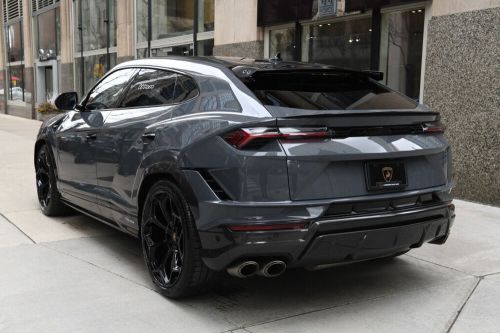 2023 lamborghini urus performante