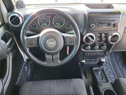 2012 jeep wrangler sahara 4wd