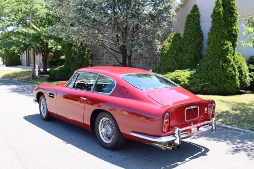 1967 aston martin db6