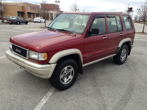 1997 isuzu trooper ls sport utility 4-door 3.2l 2nd owner no reserve!