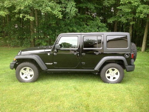 2010 jeep wrangler unlimited rubicon sport utility 4-door 3.8l