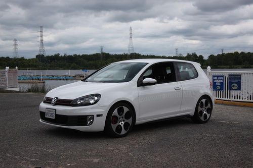 2011 vw gti 2dr dsg