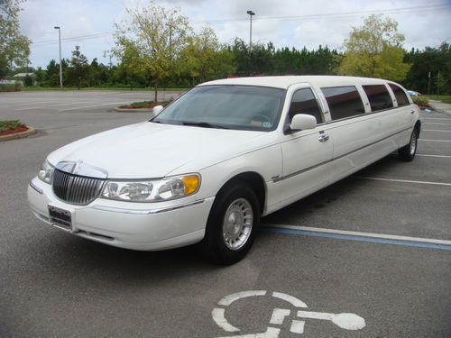 1999 lincoln town car executive limousine 120" limo 10 passenger dabryan coach