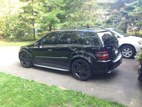 2007 mercedes-benz ml63 amg  6.3l pristine