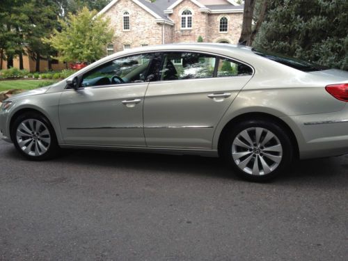 2010 volkswagen cc sport sedan 4-door 2.0l