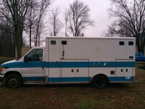 2005 ford e-450 ambualnce