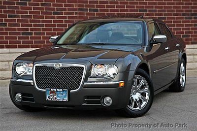 10 chrysler 300c hemi navigation parking sensors bluetooth 30gb hdd heated seats