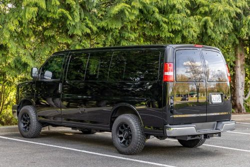 2019 gmc savana