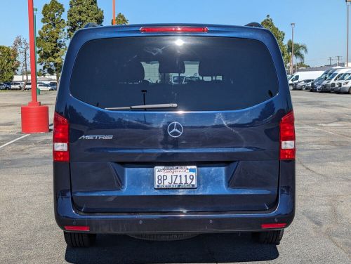 2017 mercedes-benz metris long passenger mini van