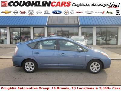 We finance! 2006 toyota prius hb nav automatic 93k mi one owner! very clean!