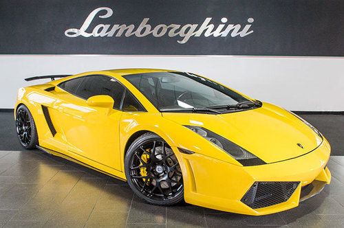 Wow!+lp560 front bumper+superleggera carbon+carbon fiber interior+hre wheels