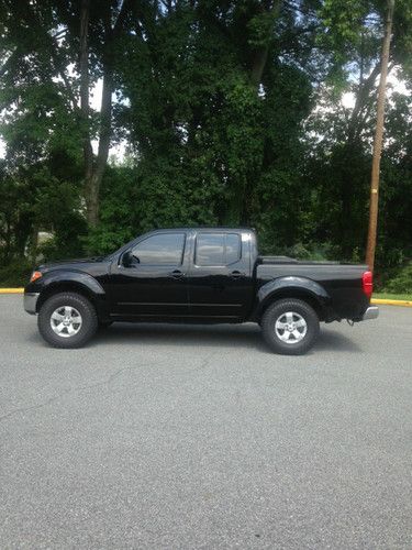 2011 nissan frontier sv 4x4