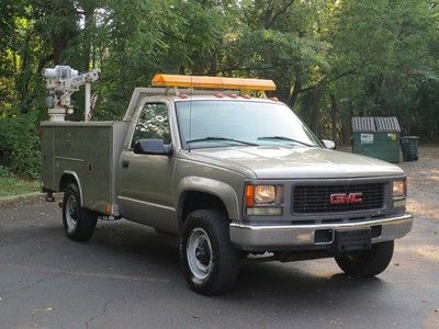 2000 gmc sierra 3500 reading body turbo diesel *1-owner* pwr crane* pwr inverter