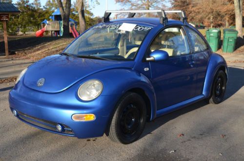 Volkswagon blue beetle volk new beetle two-door
