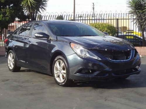 2011 hyundai sonata limited damaged rebuilder runs!! must see hurry wont last!!