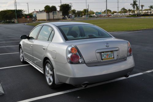 2002 nissan altima se sedan 4-door 3.5l - maxima engine - no accidents - clean