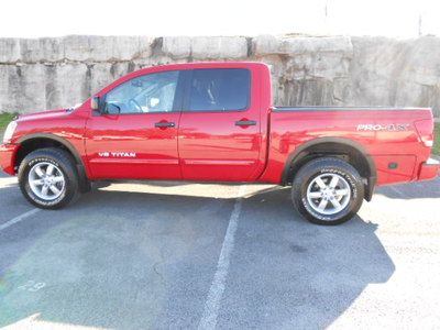 Crewcab 4x4 5.6 v-8 red alert 18" alloy wheels trailer towing package offroad