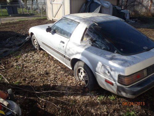 1982 mazda rx7.........project car.......complete......