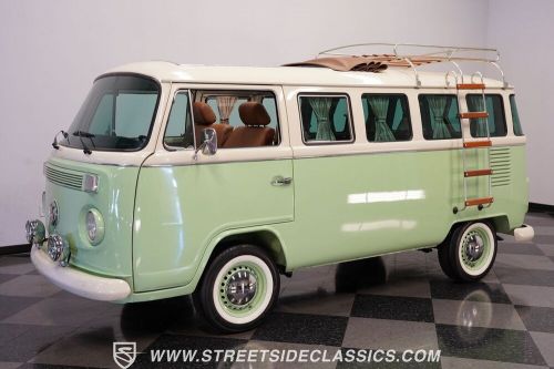 1994 volkswagen bus/vanagon 13 window deluxe bus