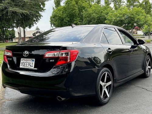 2014 toyota camry se * 108,467 original low miles *