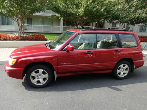 2002 subaru forester s wagon 4-door 2.5l awd    no reserve!!