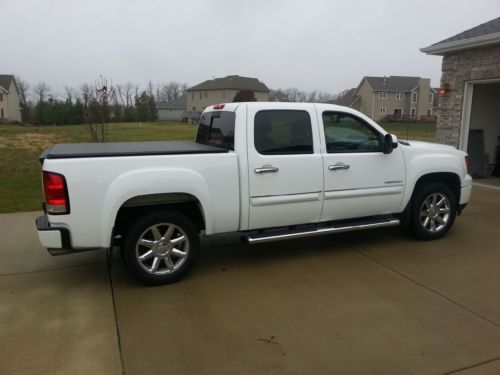 2010 gmc sierra 1500 denali crew cab pickup 4-door 6.2l