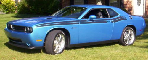 2009 dodge challenger r/t hemi automatic b5 blue pearl stunner!! turns heads