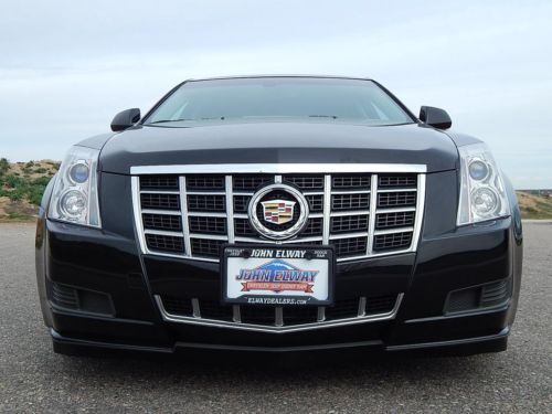 Cts 4  cadillac luxury 3.0l   black sunroof leather 8 speakers heated seats