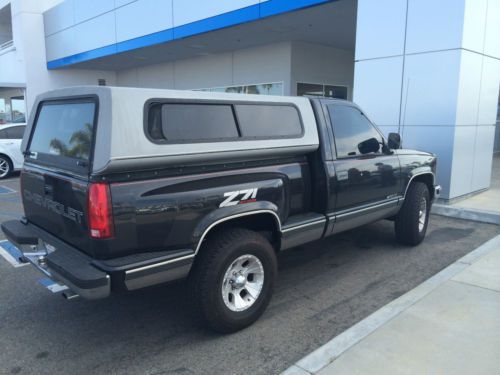 Chevy truck,1988 z71, 4x4 truck, black chevy, flare-side,