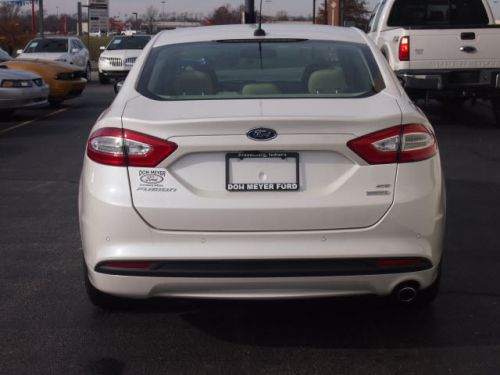 2014 ford fusion se