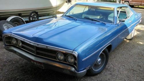 1970 ford galaxie 500 with a/c (r-12) and restored