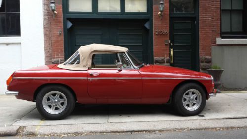 Custom 1978 mgb v8 convertible - full restoration