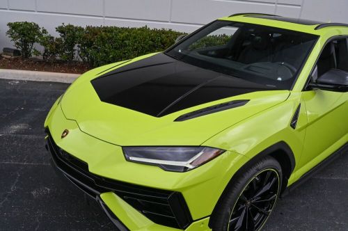 2023 lamborghini urus s