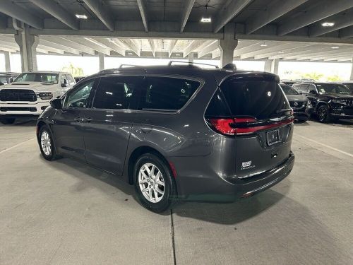 2022 chrysler pacifica touring l